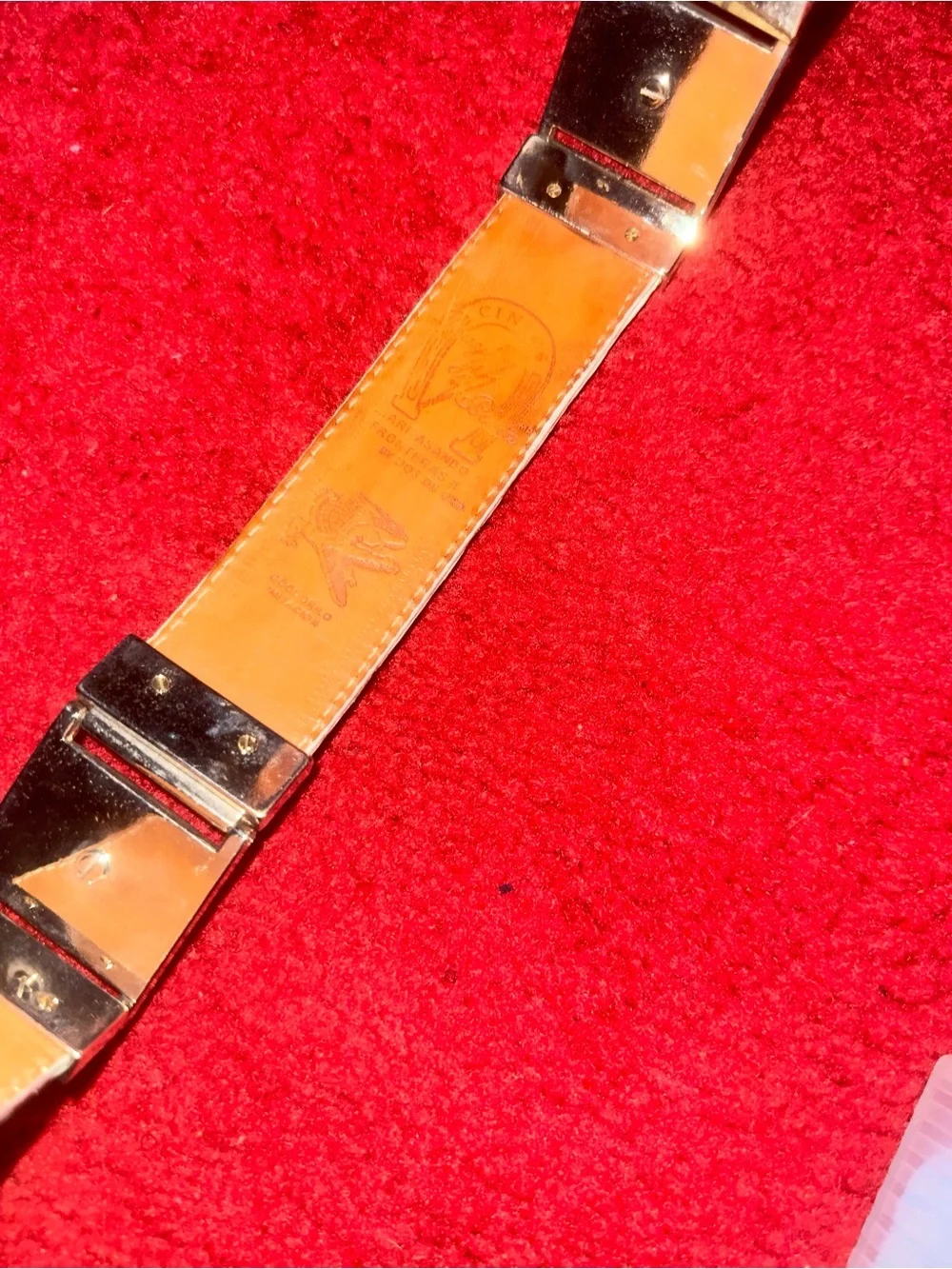Men's White Croc-Texture Leather Belt with Silver Buckle